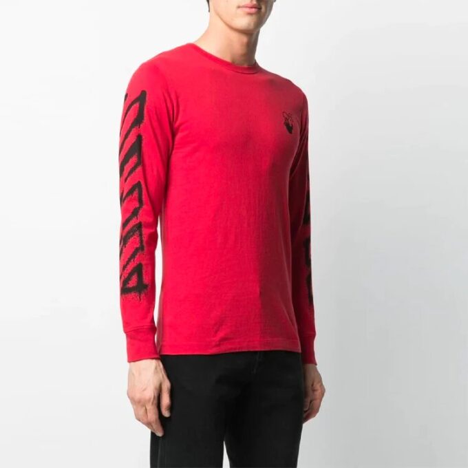 SS21 geometrisk mønster, langermet, slim fit-versjon, rød