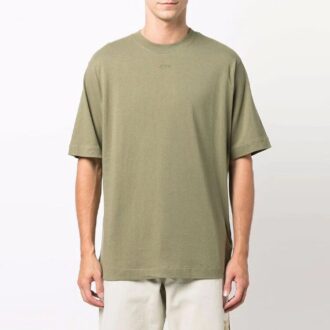 SS21 Gummi med piltrykk, kort ermet, slim fit-versjon, grønn