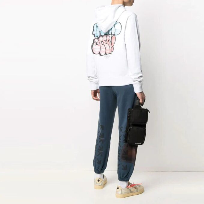 SS21 Hvit genser med graffitilogo