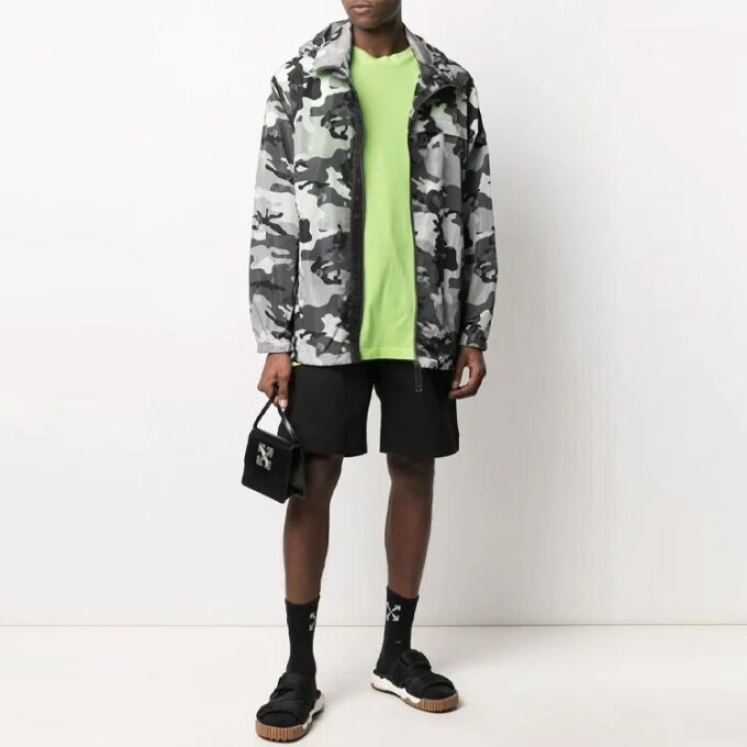 SS21 Logo Alphabet Button Shorts Loose Fit Svart