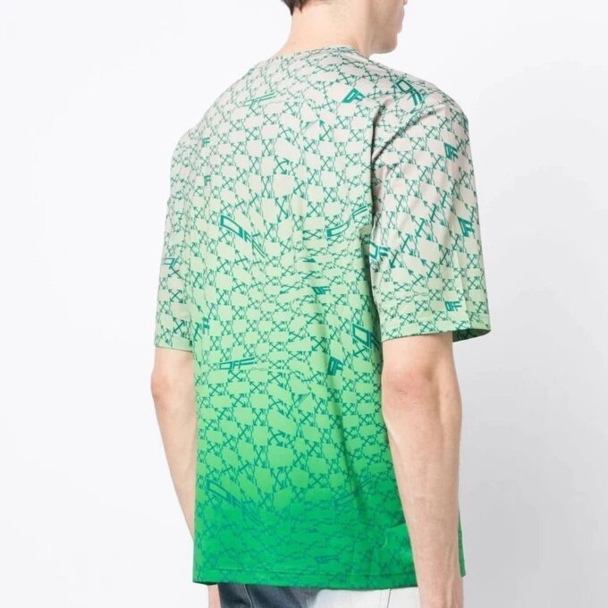 T-skjorte med Arrows-print og ombré-effekt