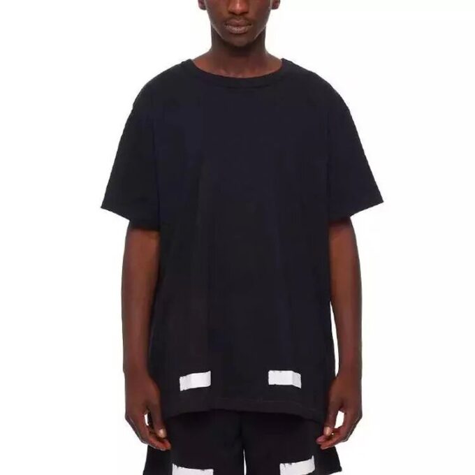 T-skjorte med firkantet trykk, rund hals og korte Shorts, unisex, svart