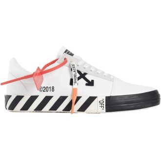 Vulc Low (Oppdaterte striper) Svart/