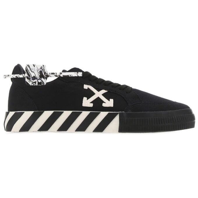 Vulc Sneakers Low «Black White»