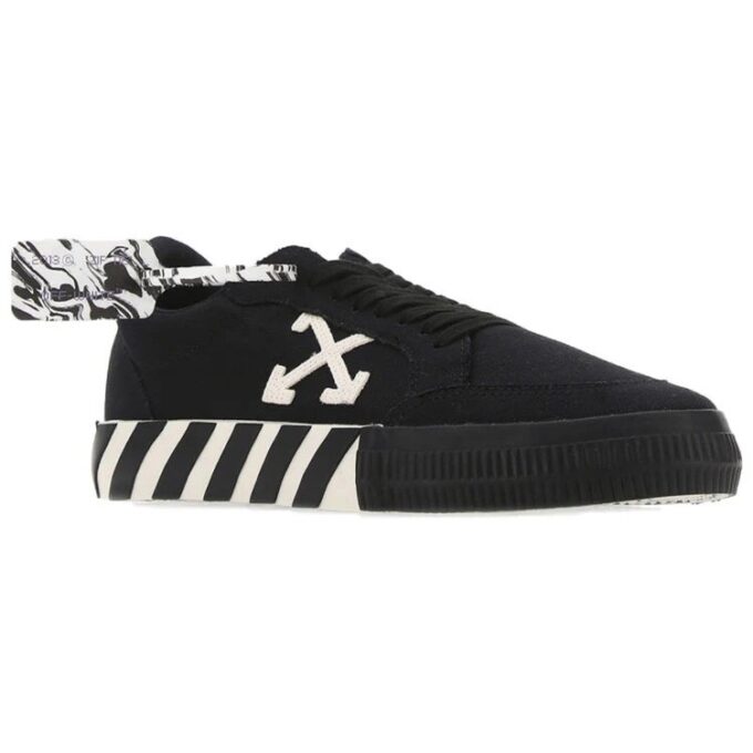 Vulc Sneakers Low «Black White»