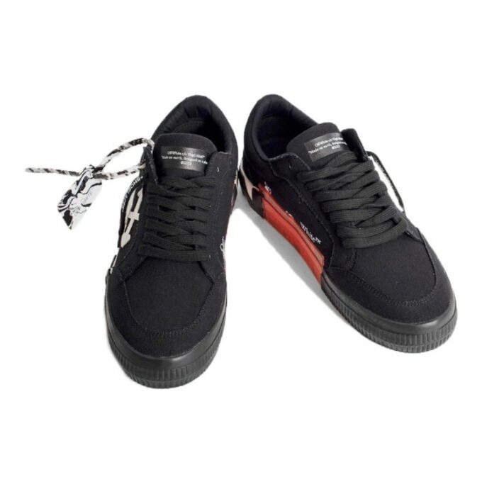 Vulc Sneakers Low «Black White»